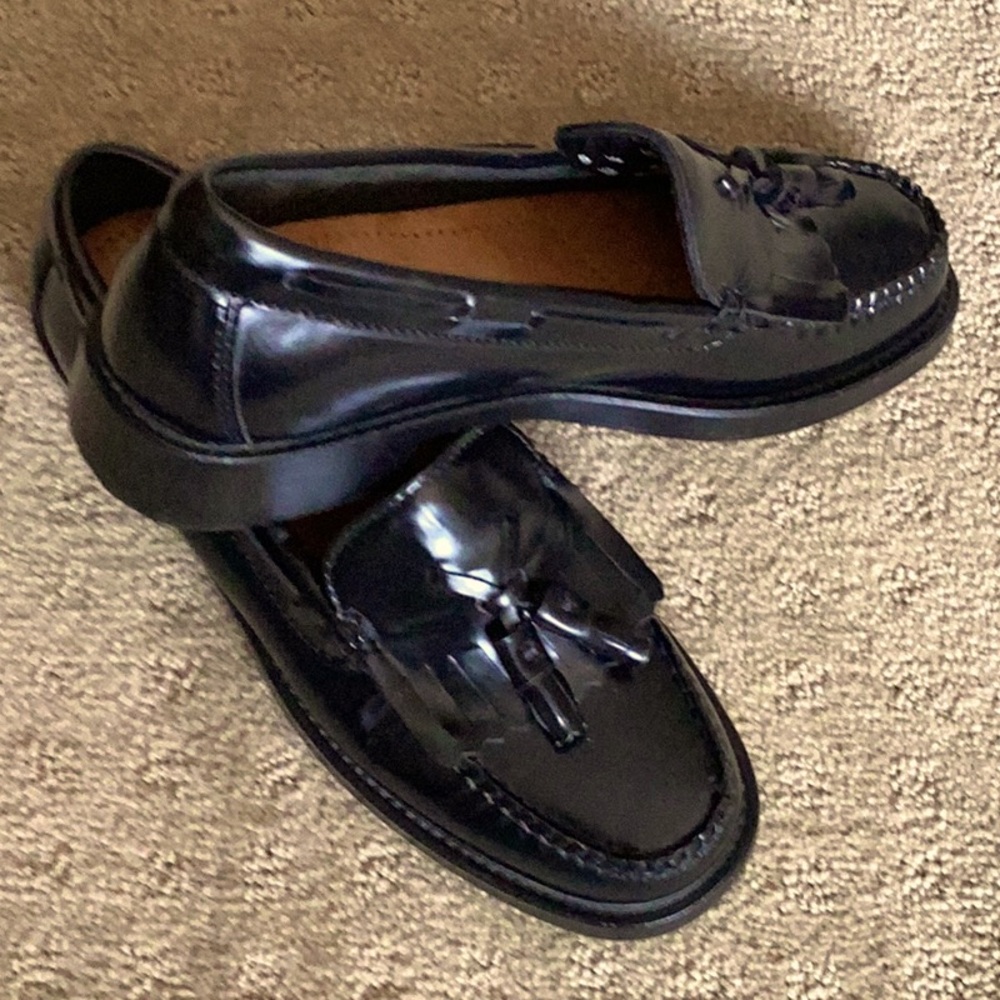 NWOT G.H. BASS WEEJUNS  LEATHER SHOES